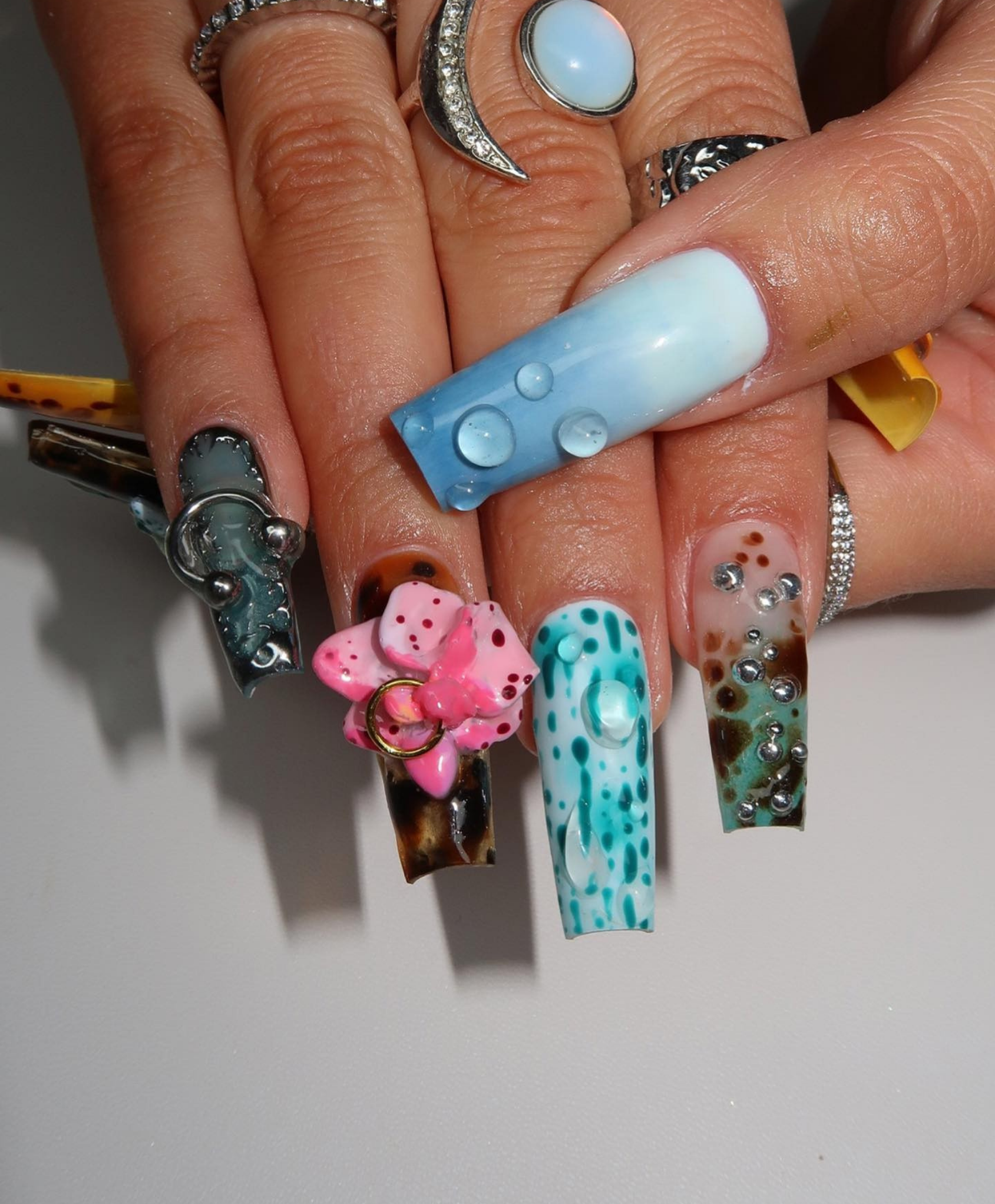 Handmade 3D Avant-Garde Mixed Media Long Square Press On Nails - Y2K Bio-Organic, Tortoiseshell, Silver Liquid Metal & 3D Floral Nail Art
