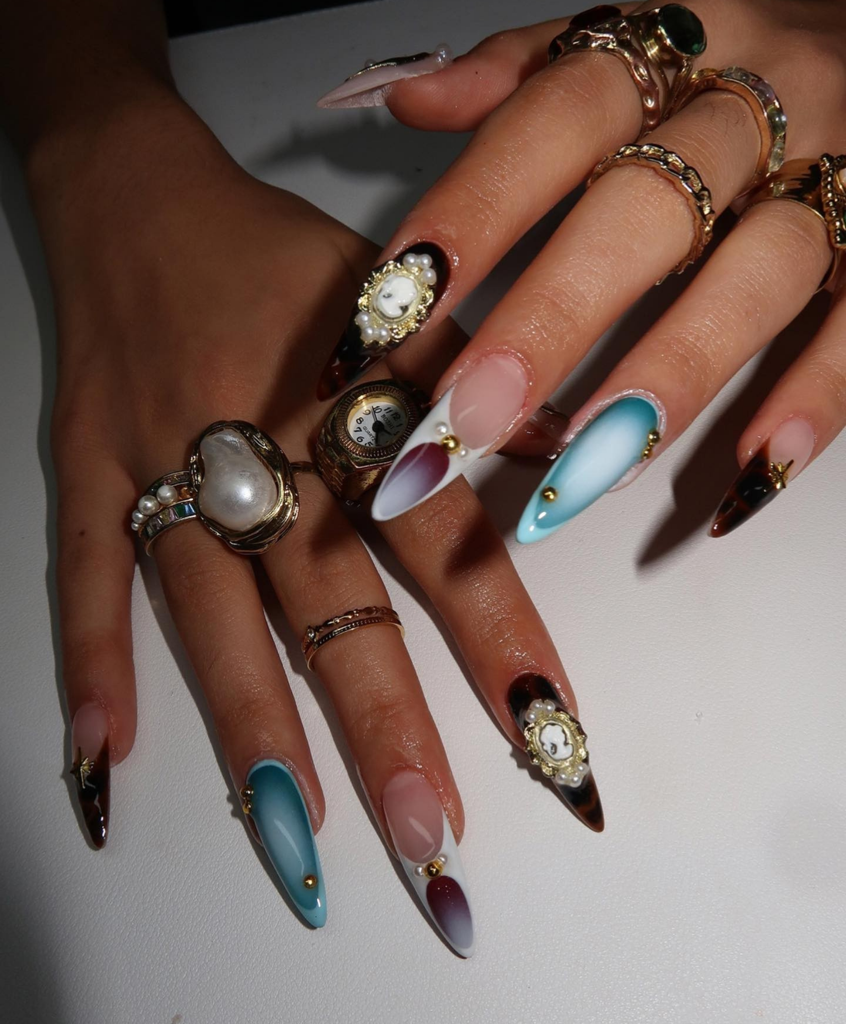Handmade Vintage Cameo 3D Long Stiletto Press On Nails - Dark Academia Tortoiseshell & Aura Nail Art - Victorian Pearl Luxury Nails