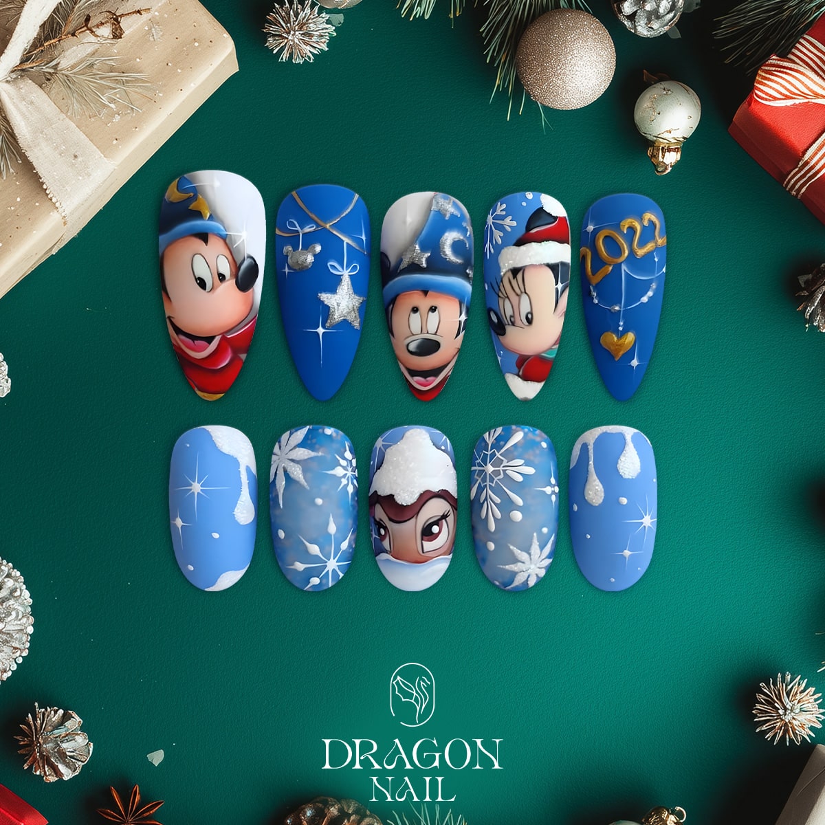 Disney Winter Nails, Reusable Press-On Set, Mickey &amp; Friends Snowy Christmas Look, Limited Edition