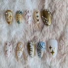 Golden Huntrix -  Kpop Demon Hunters