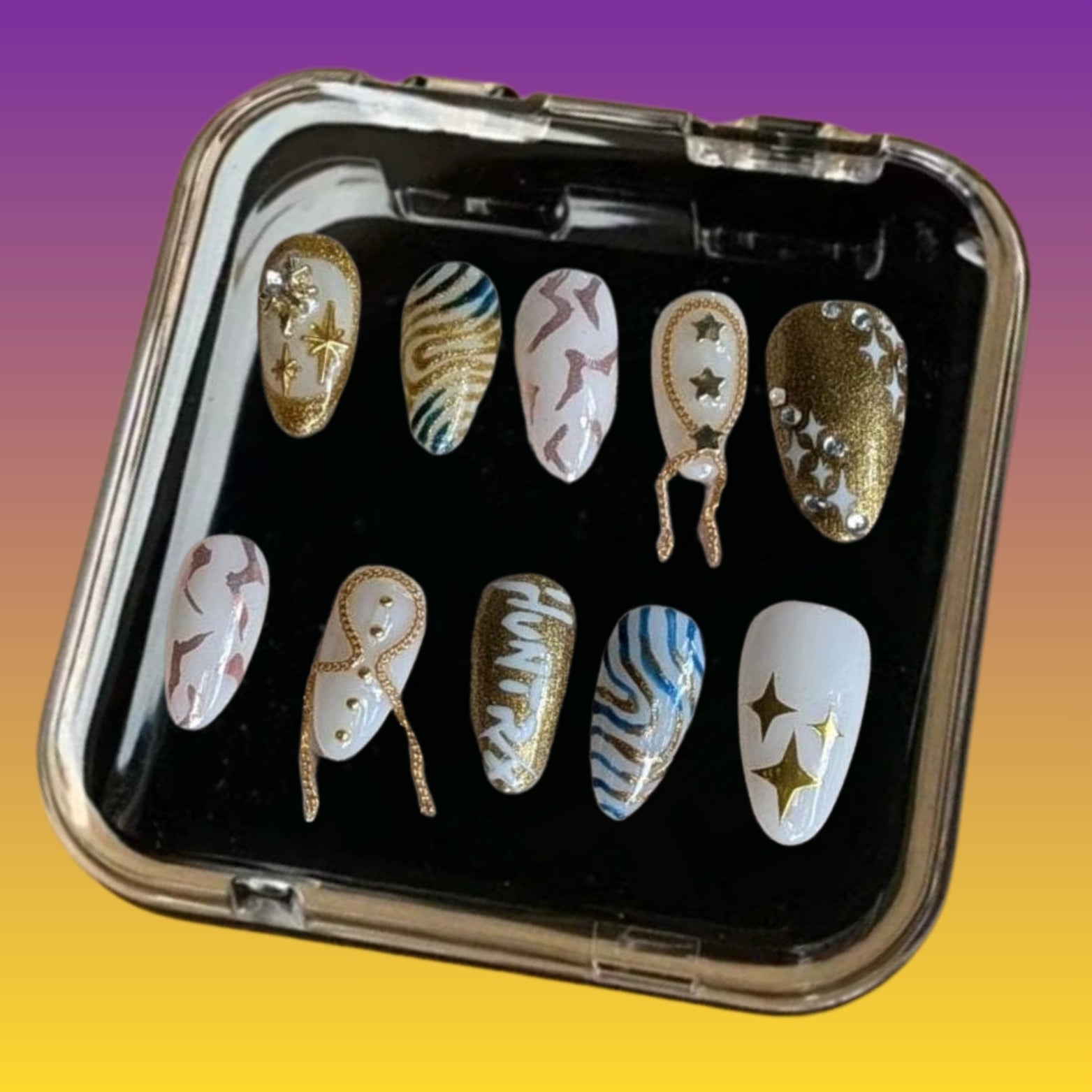 Golden Huntrix -  Kpop Demon Hunters