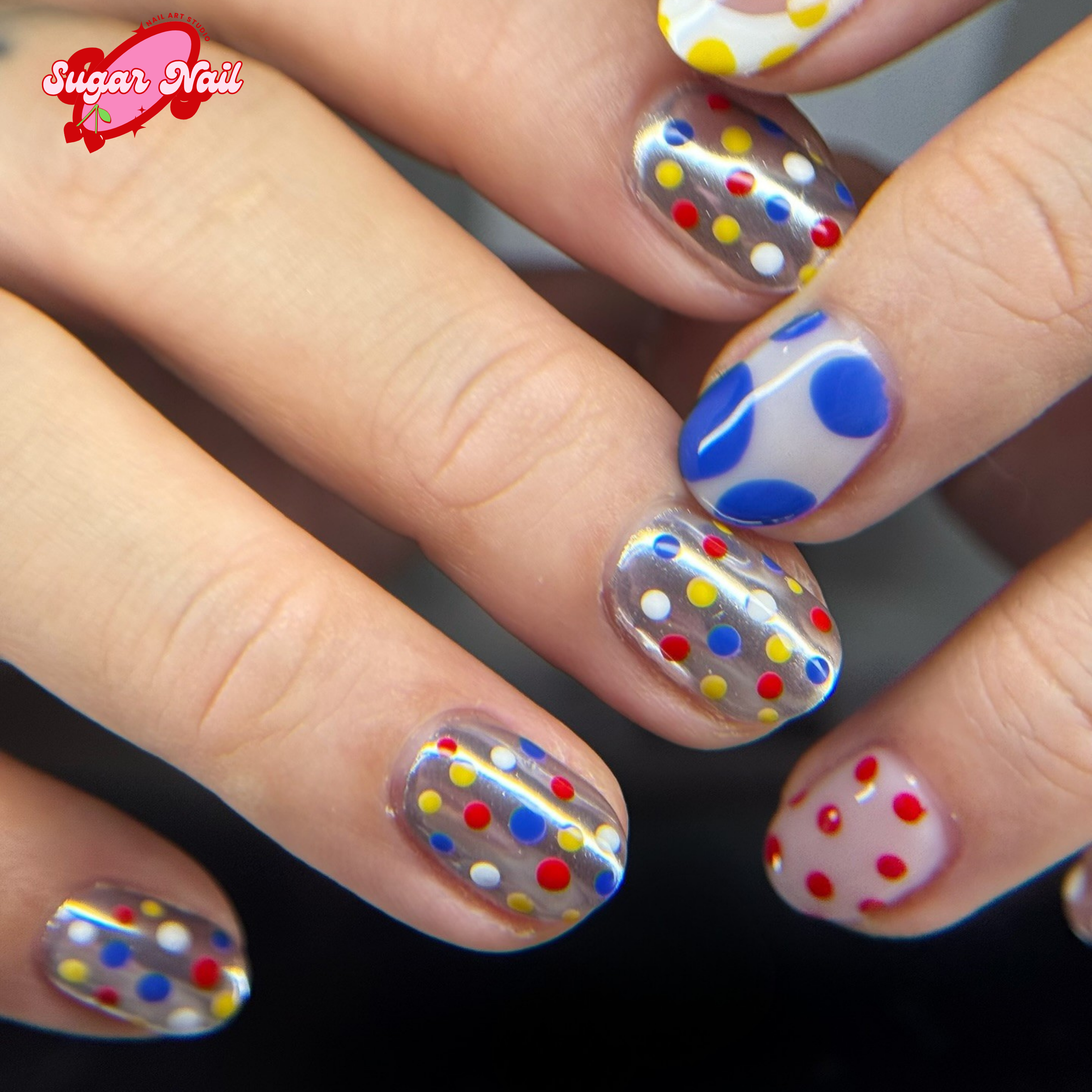 Color Sweet Polka Nails