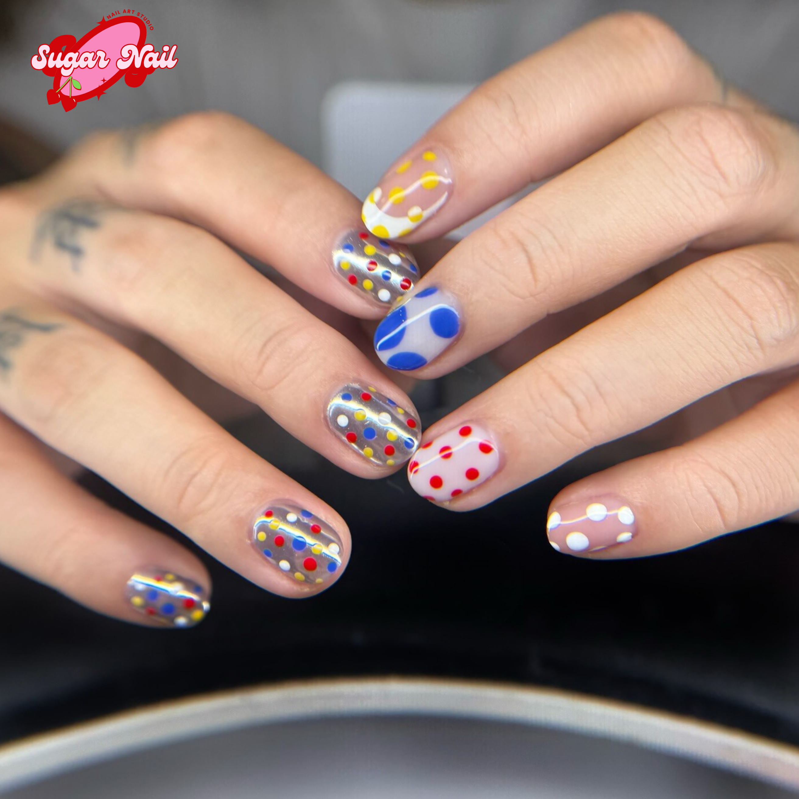 Color Sweet Polka Nails