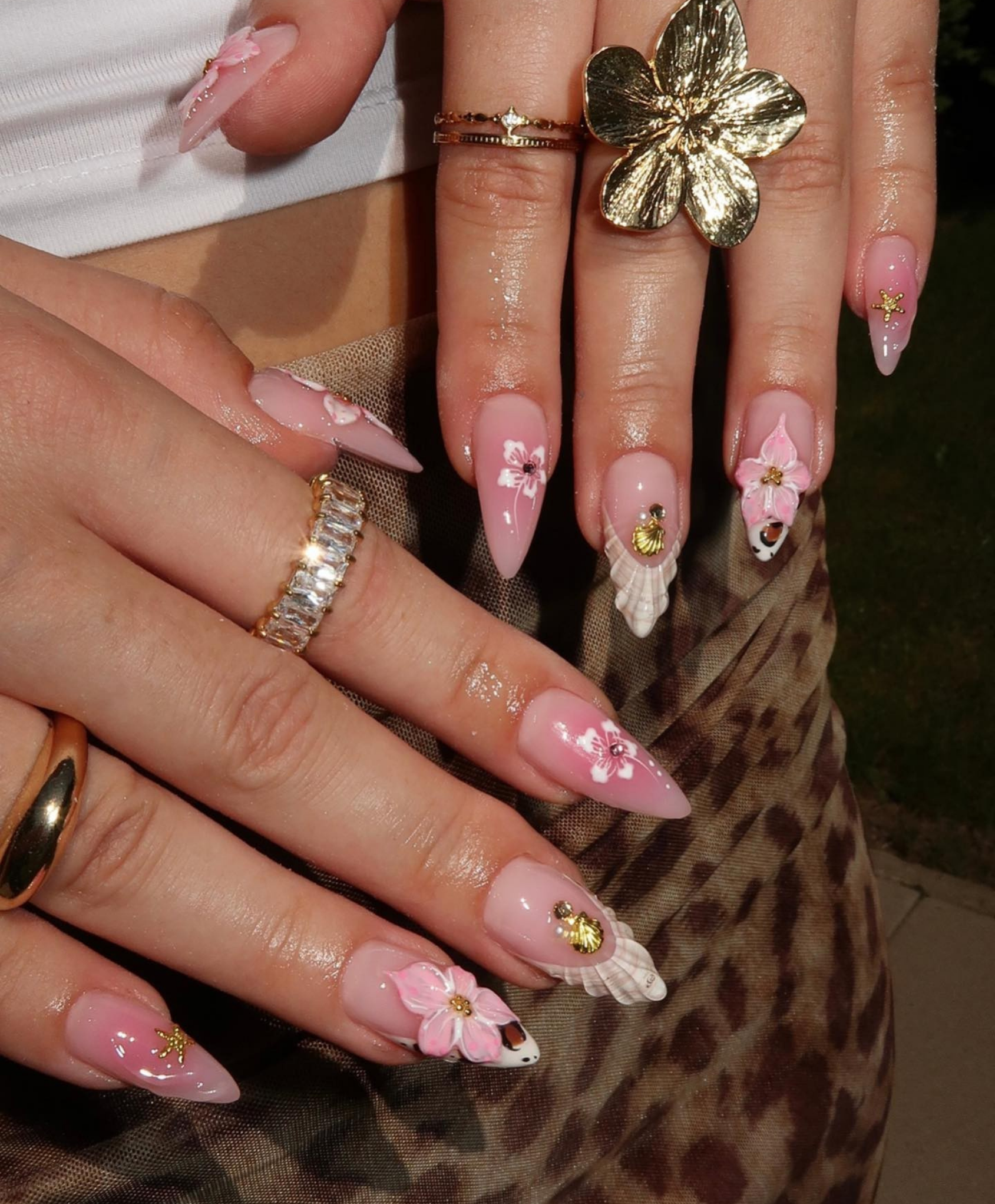 Handmade 3D Seashell & Pink Hibiscus Almond Press On Nails - Tropical Beach Mermaid Nails - Luxury Summer Vacation Nails for Party & Holiday