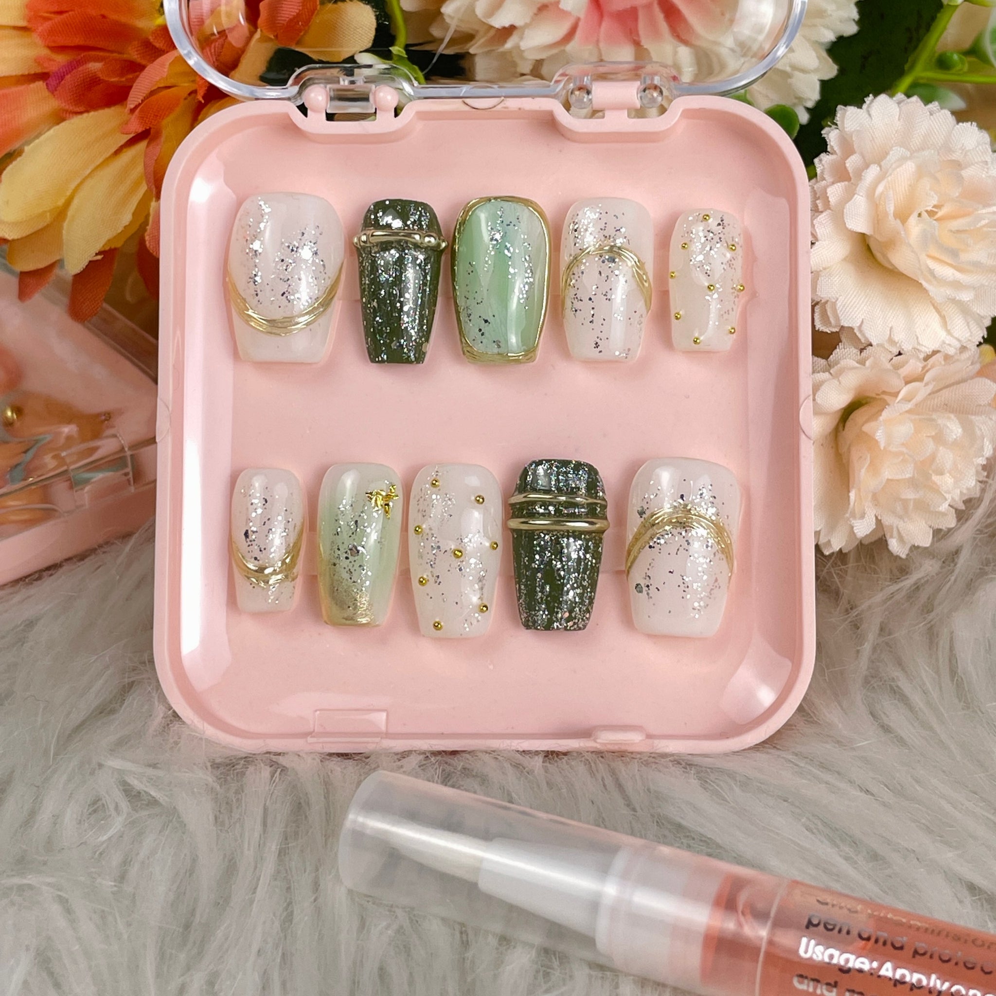 Moss Elegance – Luxe Green &amp; Pearl