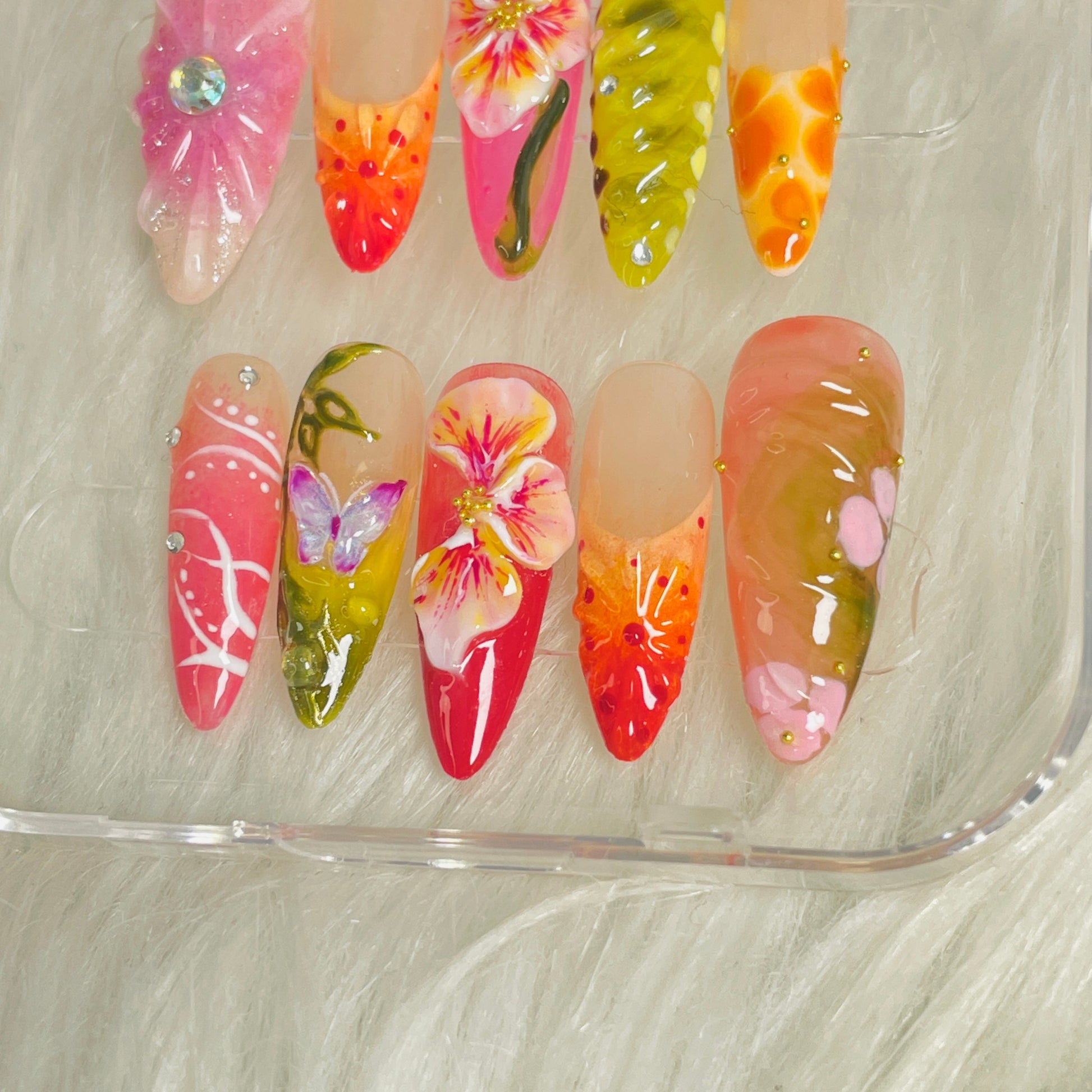 Tropical Bloom – Summer Florals