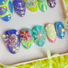 Fairycore Pastel – Iridescent Flowers &amp; Pearls
