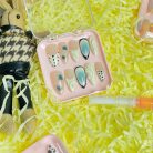 Modern Muse – Chrome Flame &amp; Dot Accents