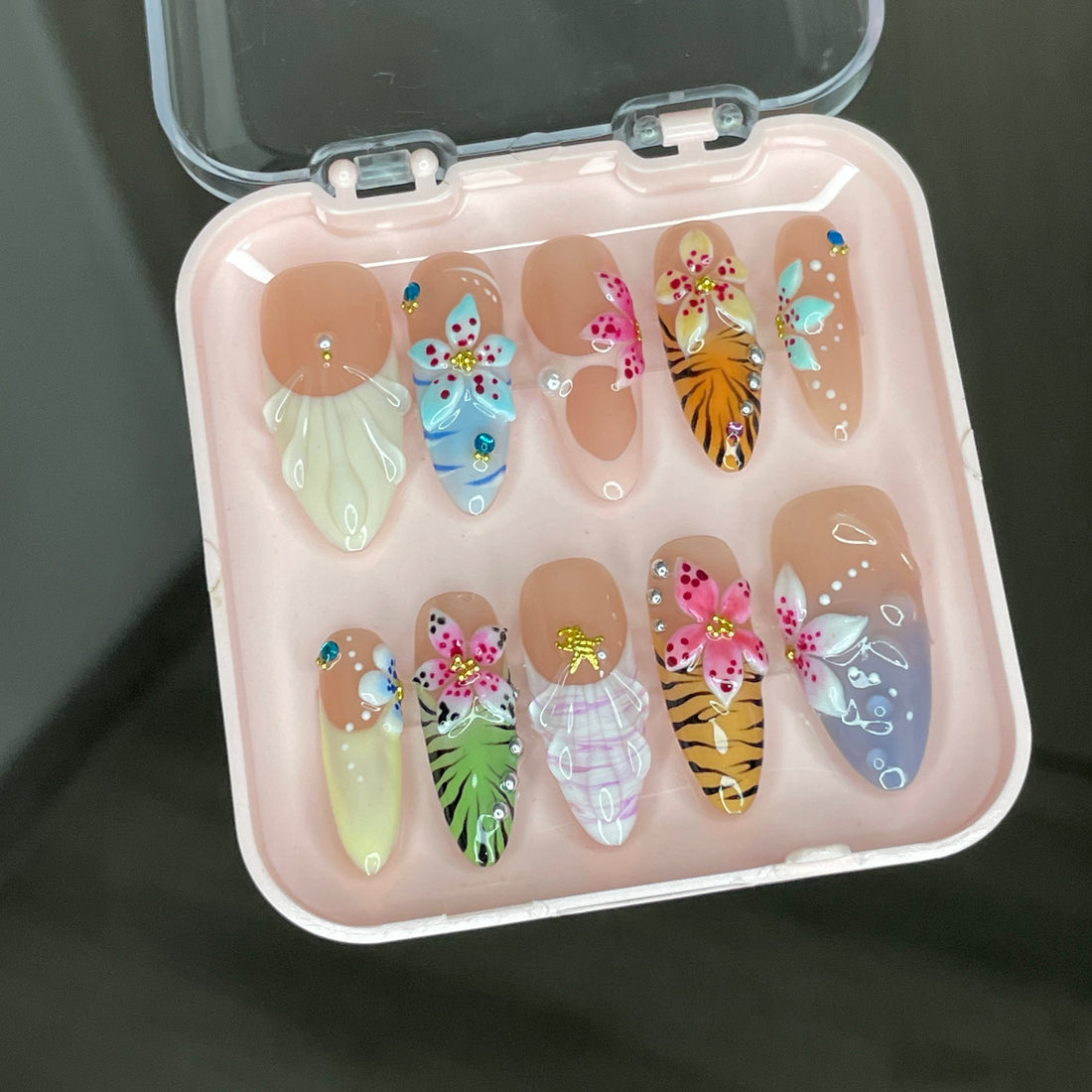 Jungle Bloom Tiger Stripes