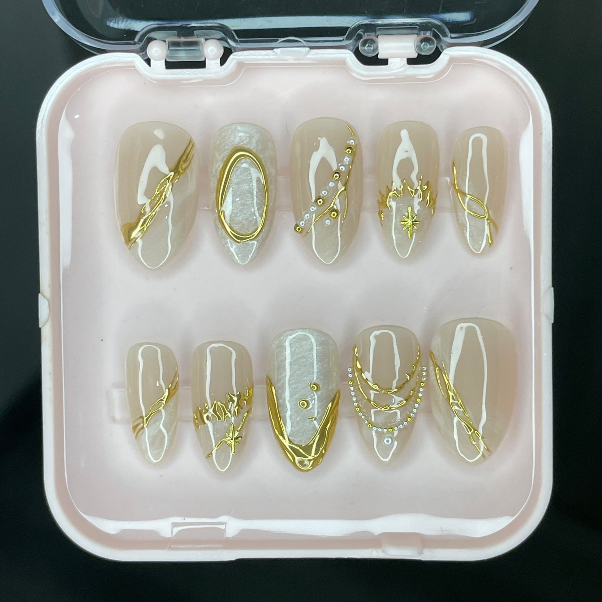 Celestial Gold Luxe Chains &amp; Pearlescent Glaze