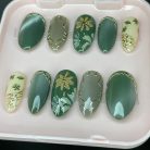 Olive Garden Soft Petals &amp; Golden Leaves