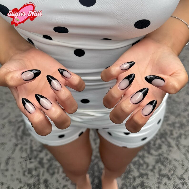 Black French Tip Press On Nails | Short Oval Reusable False Nails | Classy Minimal Handmade Acrylic Nail Set, Essential Nails, Daily Nails