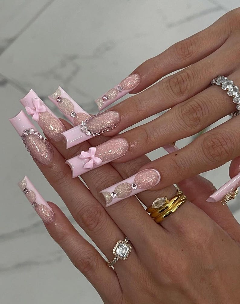 Princess Crystal Bow Press On Nails: Light Pink Cat Eye, Glitter French Tip | Valentines Pink Bow Press On Nails | Pink French Nail Art