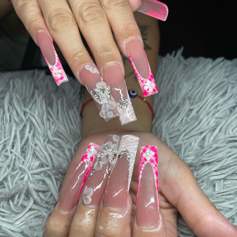 3D Baby Pink Nail Art | Rhinestone & Flower Nail Art | Trendy Y2K Press Ons | Handmade Glam Press Ons | Luxury Y2K Nails