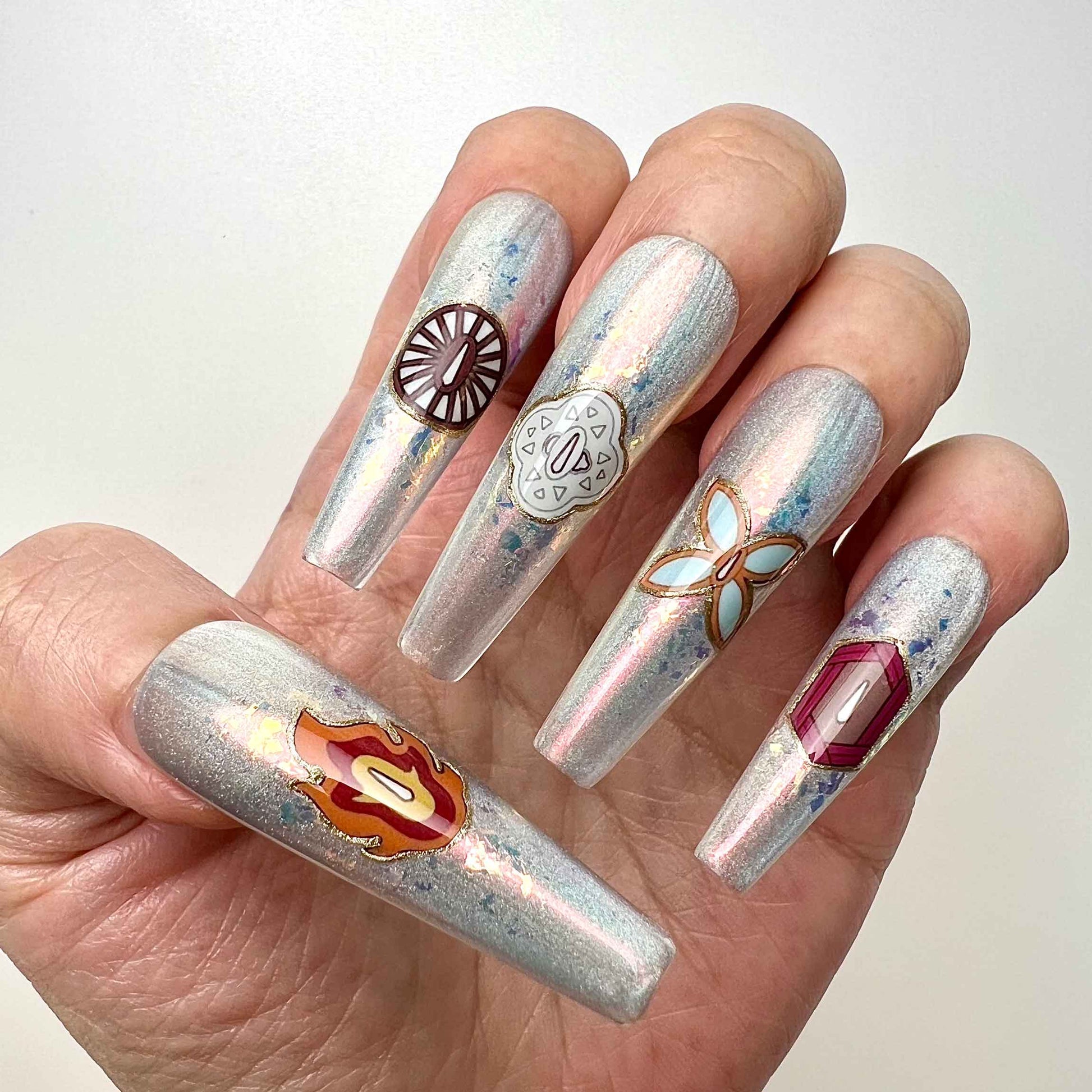 emon Slayer Hashira Symbol Nails – KNY Press-On Set, Full Hashira Crest &amp; Silver Aurora Chrome Design | Dragonnail