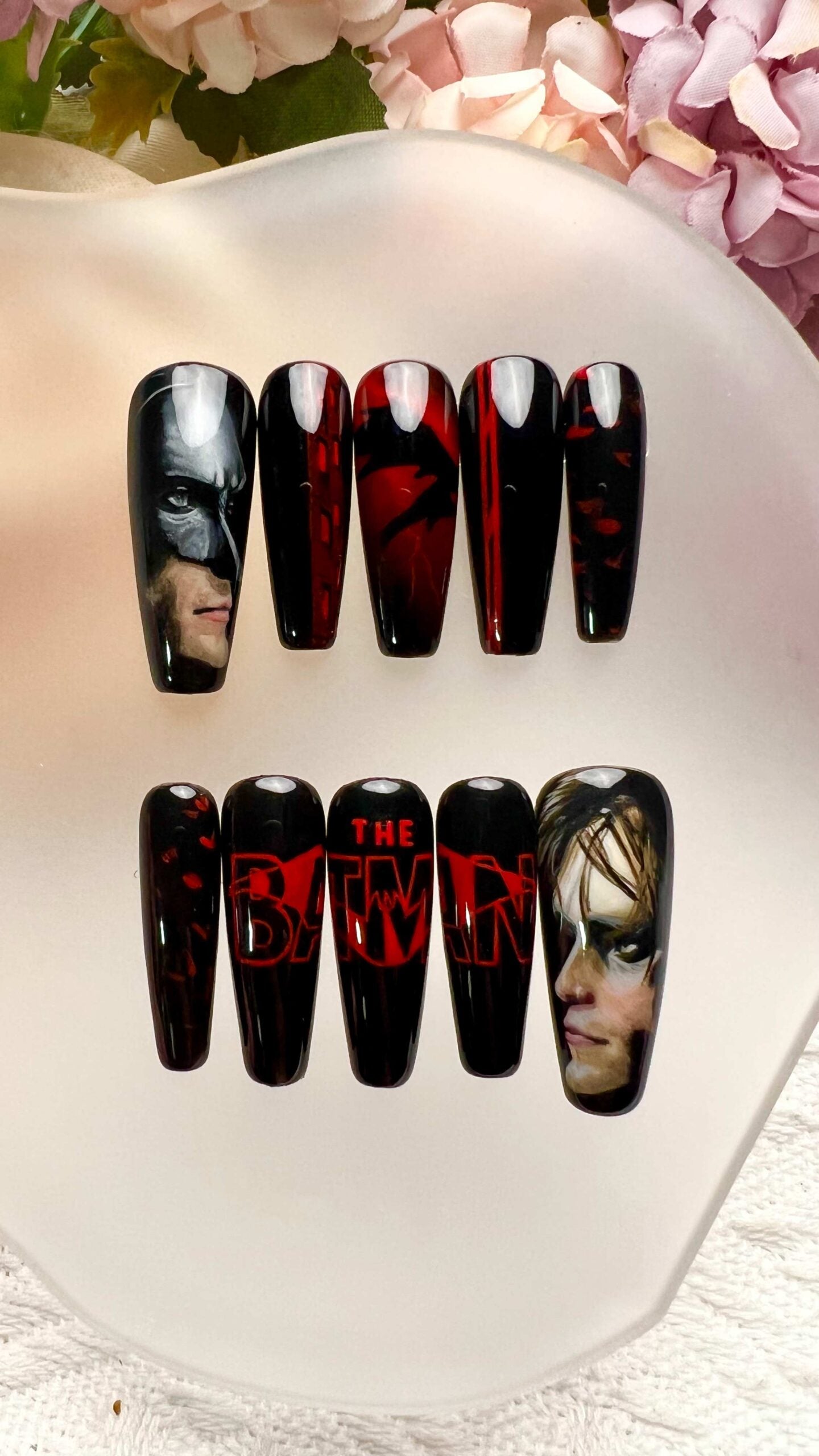 The Batman Movie Nails – Robert Pattinson Press-On Set, Black &amp; Red Gothic Superhero Design | Dragonnail