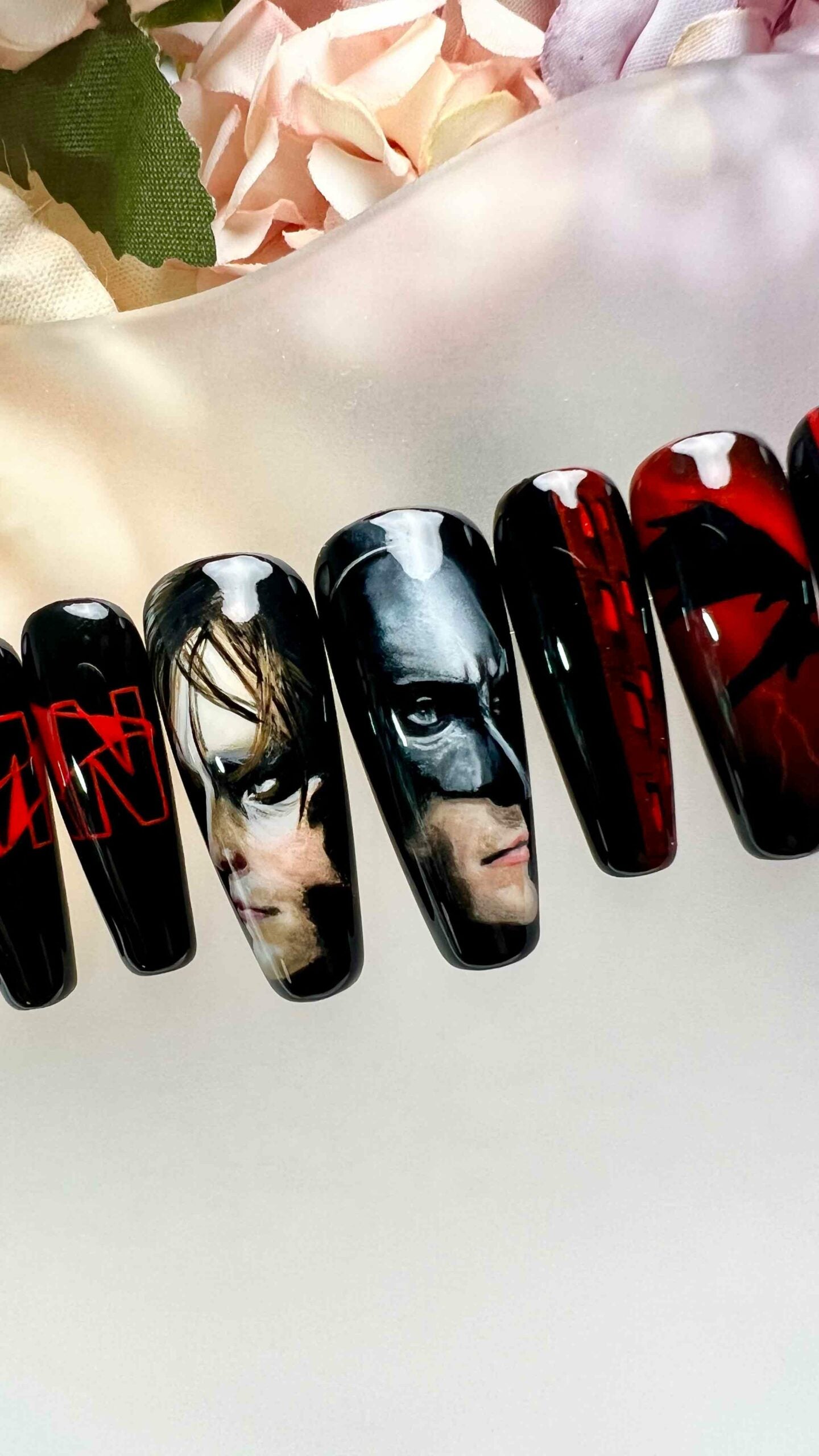The Batman Movie Nails – Robert Pattinson Press-On Set, Black &amp; Red Gothic Superhero Design | Dragonnail
