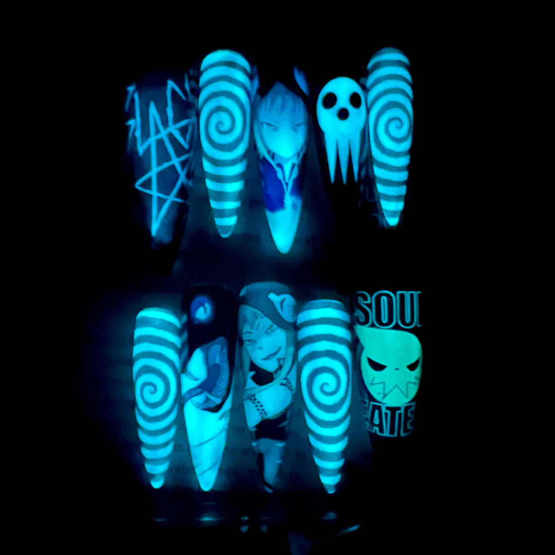 Soul Eater Nails – Glow-In-The-Dark Press-On Nail Set, Death Weapon Meister Edition | Dragonnail