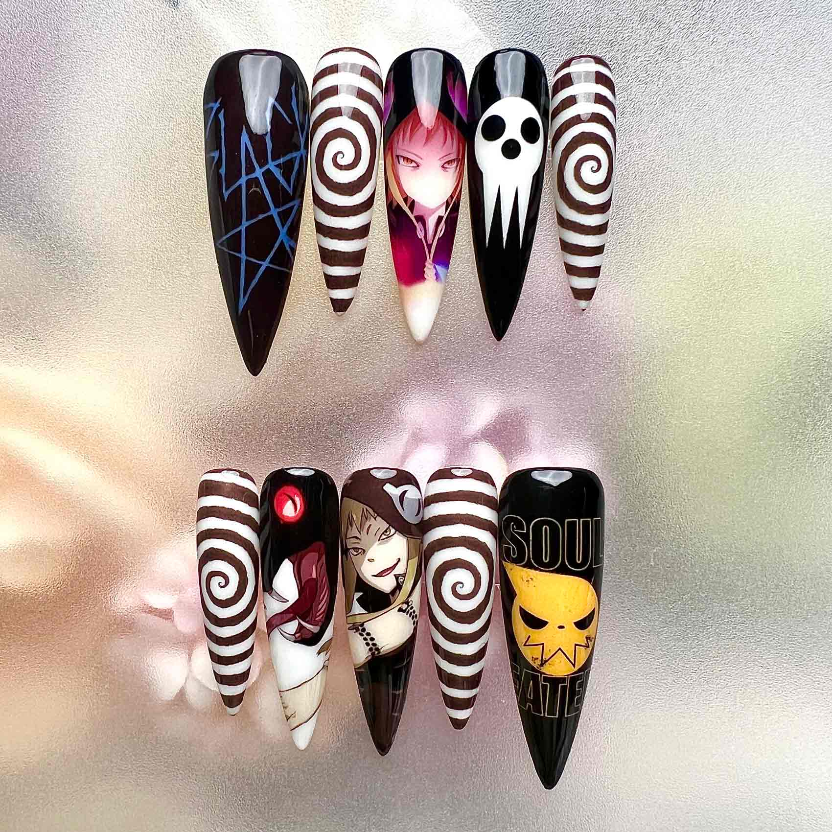 Soul Eater Nails – Glow-In-The-Dark Press-On Nail Set, Death Weapon Meister Edition | Dragonnail