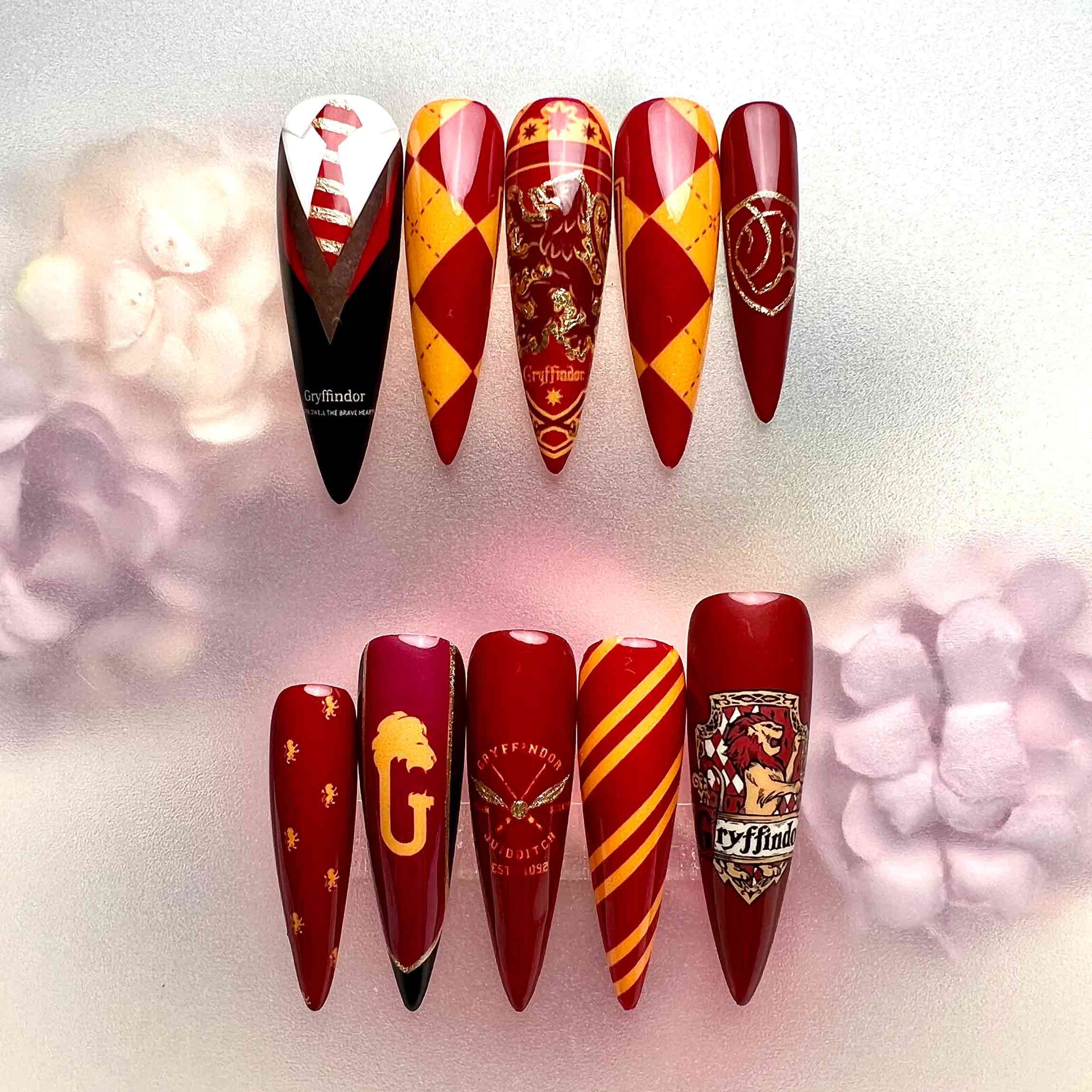 Harry Potter Gryffindor Nails – HP Press-On Set, Red &amp; Gold Argyle, Crest &amp; Quidditch Design | Dragonnail