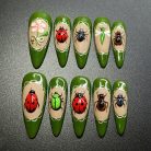 Hand-painted Bug Press On Nails 3d Insect Themed Nails Art Insect Lover Nails Medium Almond Fake Nails Dragonnail