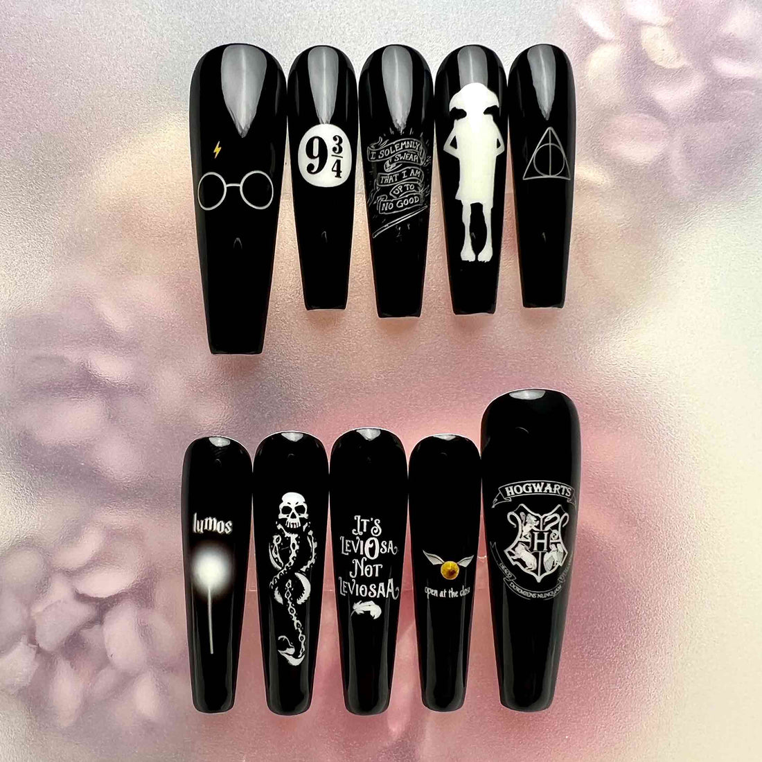 Harry Potter Black Nails – HP Press-On Set, Matte Black Dobby &amp; Hogwarts Lumos Design | Dragonnail