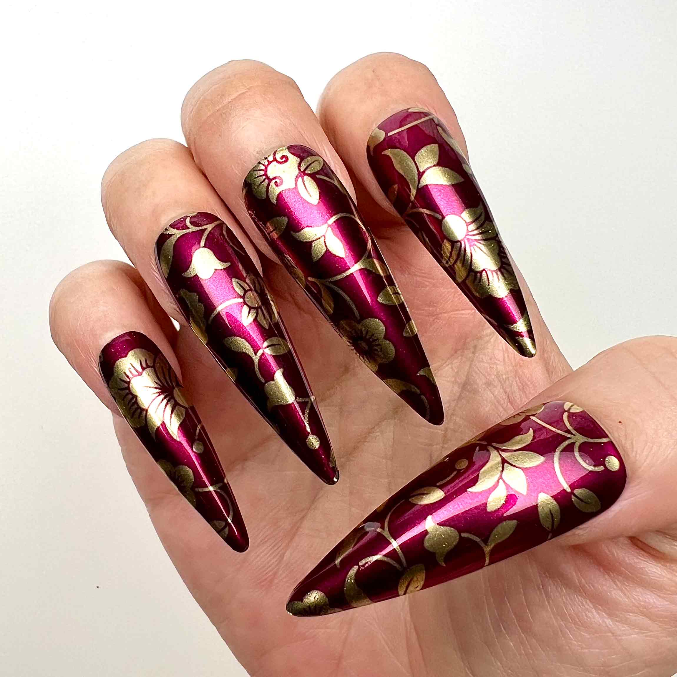 The Apothecary Diaries Nails – Maomao &amp; Jinshi Press-On Set, Burgundy &amp; Gold Floral Anime Design | Dragonnail