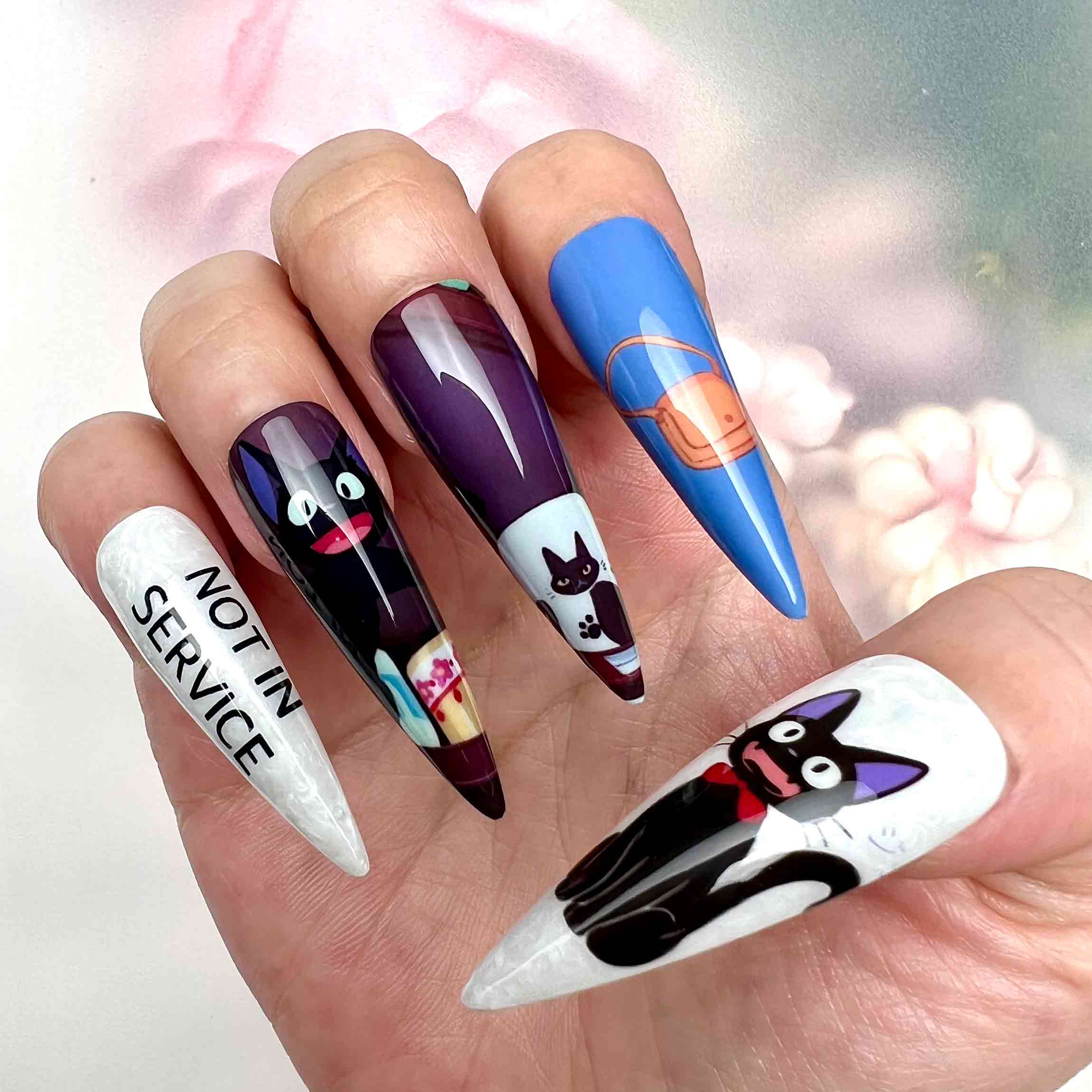 Kiki's Delivery Service Nails – Studio Ghibli Press-On Set, Kiki &amp; Jiji Cat Cute Anime Design | Dragonnail