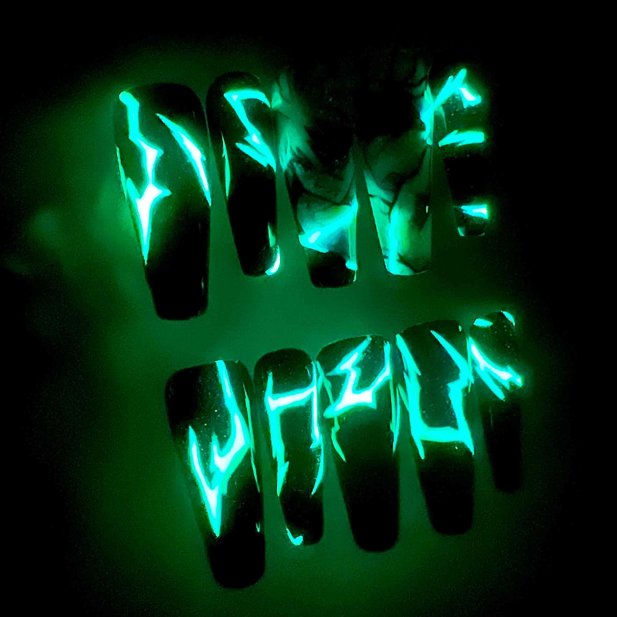 Killua Glow-in-the-Dark Lightning Nails – Neon Green Bolt Press-On Set, Abstract Electric Energy Design | Dragonnail