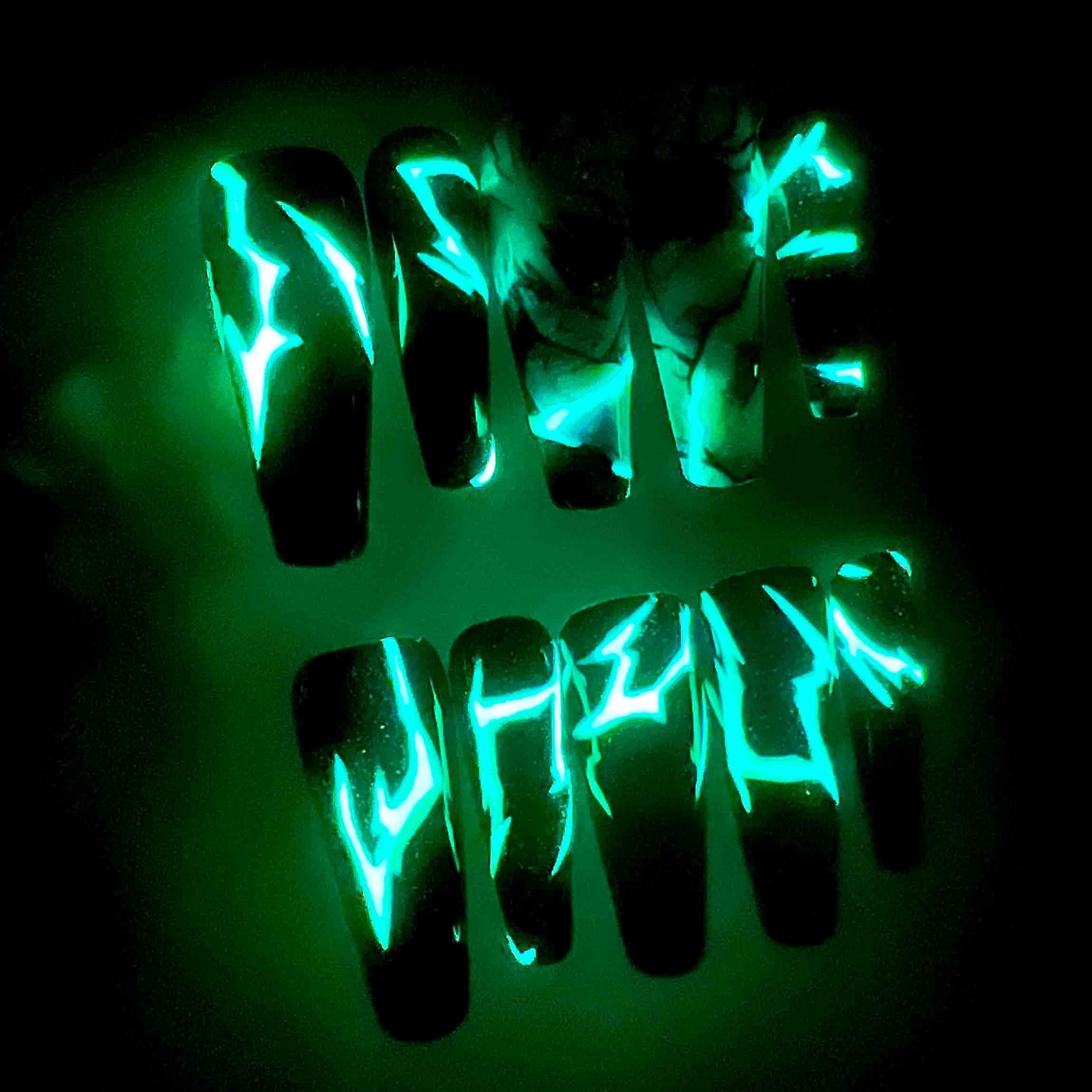 Killua Glow-in-the-Dark Lightning Nails – Neon Green Bolt Press-On Set, Abstract Electric Energy Design | Dragonnail