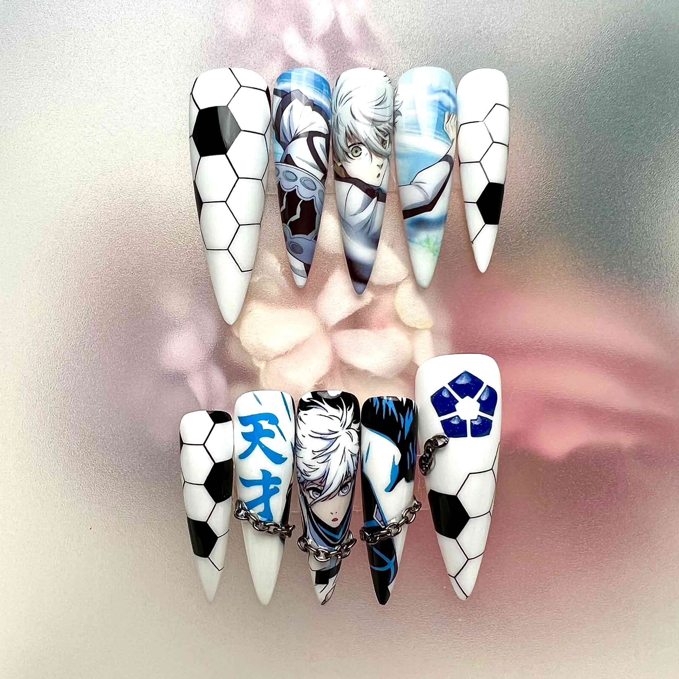 Nagi Seishiro Nails – Blue Lock Anime Press-On Set, 3D Chain &amp; Soccer Design | Dragonnail