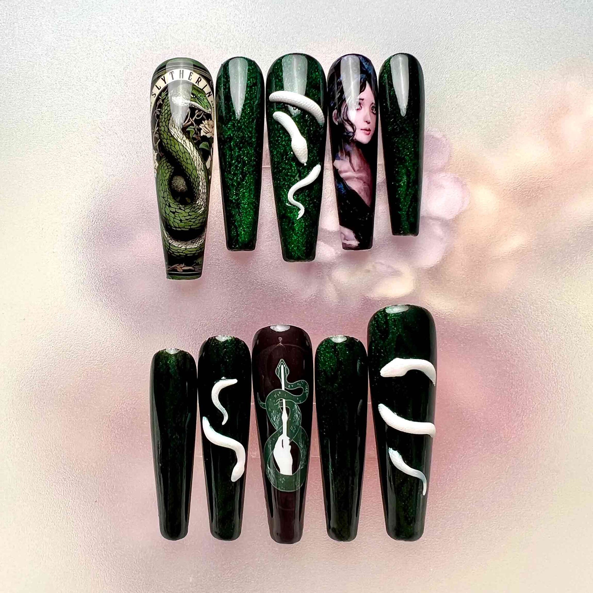 Slytherin Nails – Dark Green Snake Press-On Nail Set, Wizard House Edition | Dragonnail