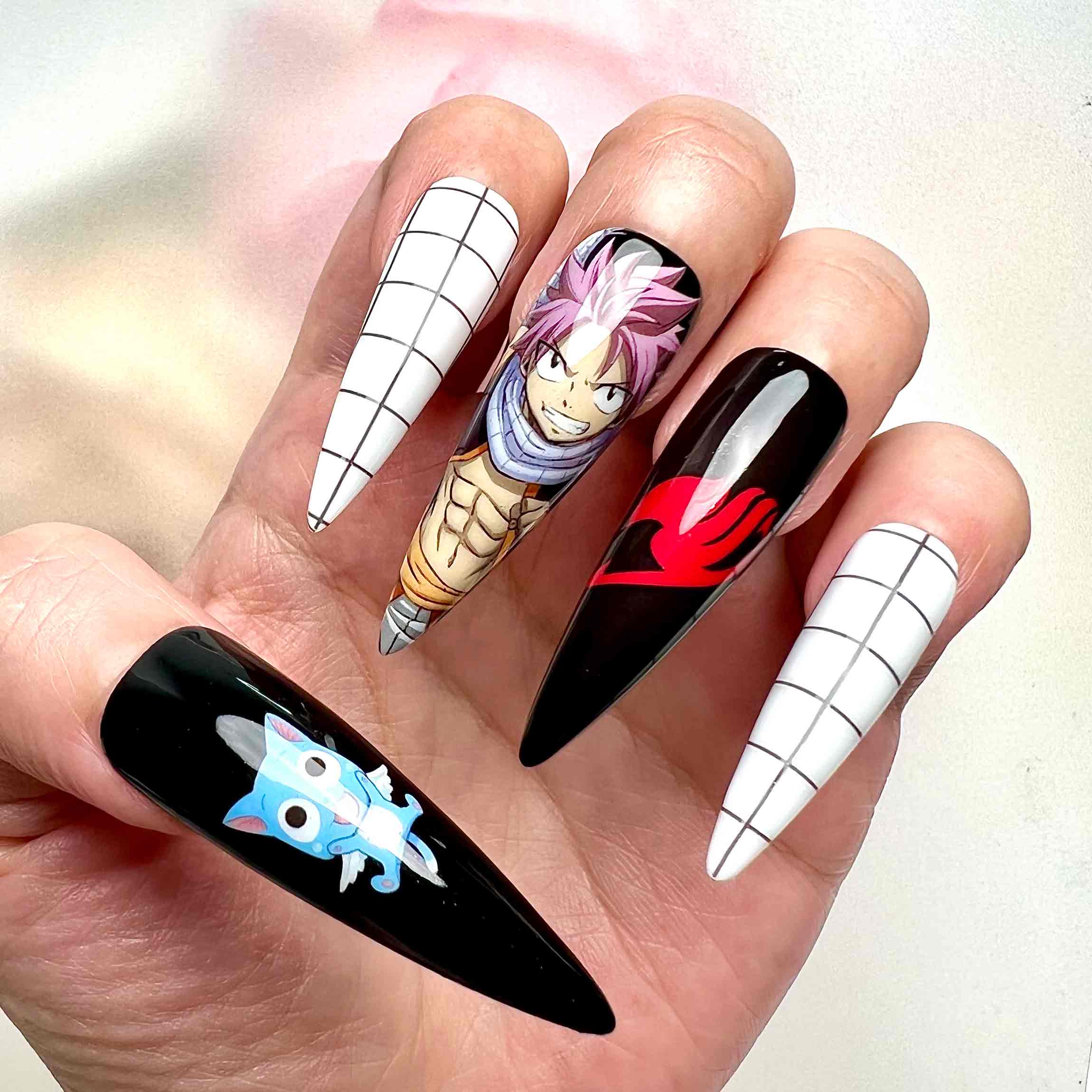 Natsu &amp; Happy Nails – Fairy Tail Anime Press-On Set, Dragon Slayer Black Grid Design | Dragonnail