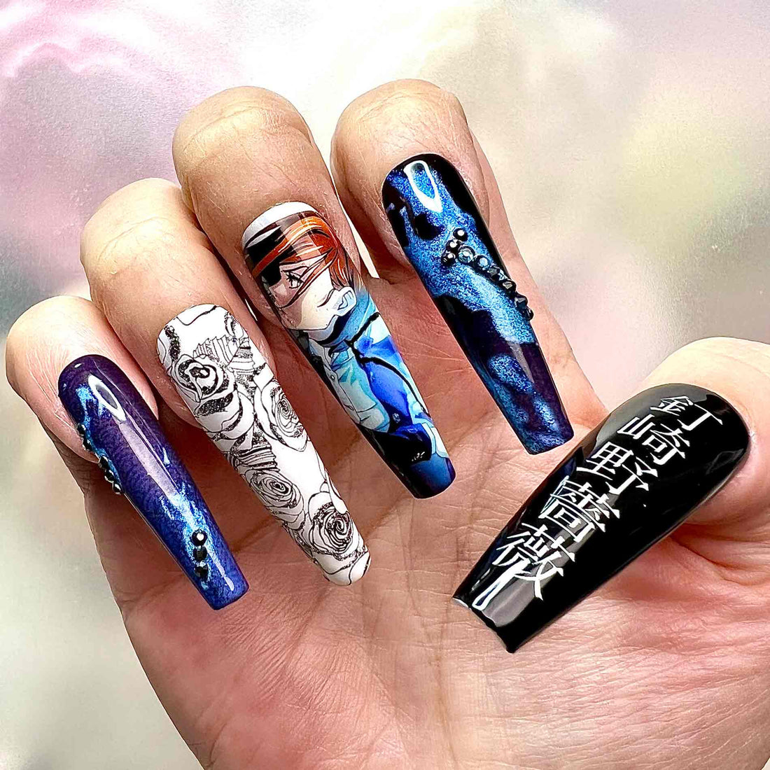 Nobara Kugisaki Nails – Jujutsu Kaisen JJK Press-On Set, Blue Glitter &amp; Rose Line-Art Anime Design | Dragonnail