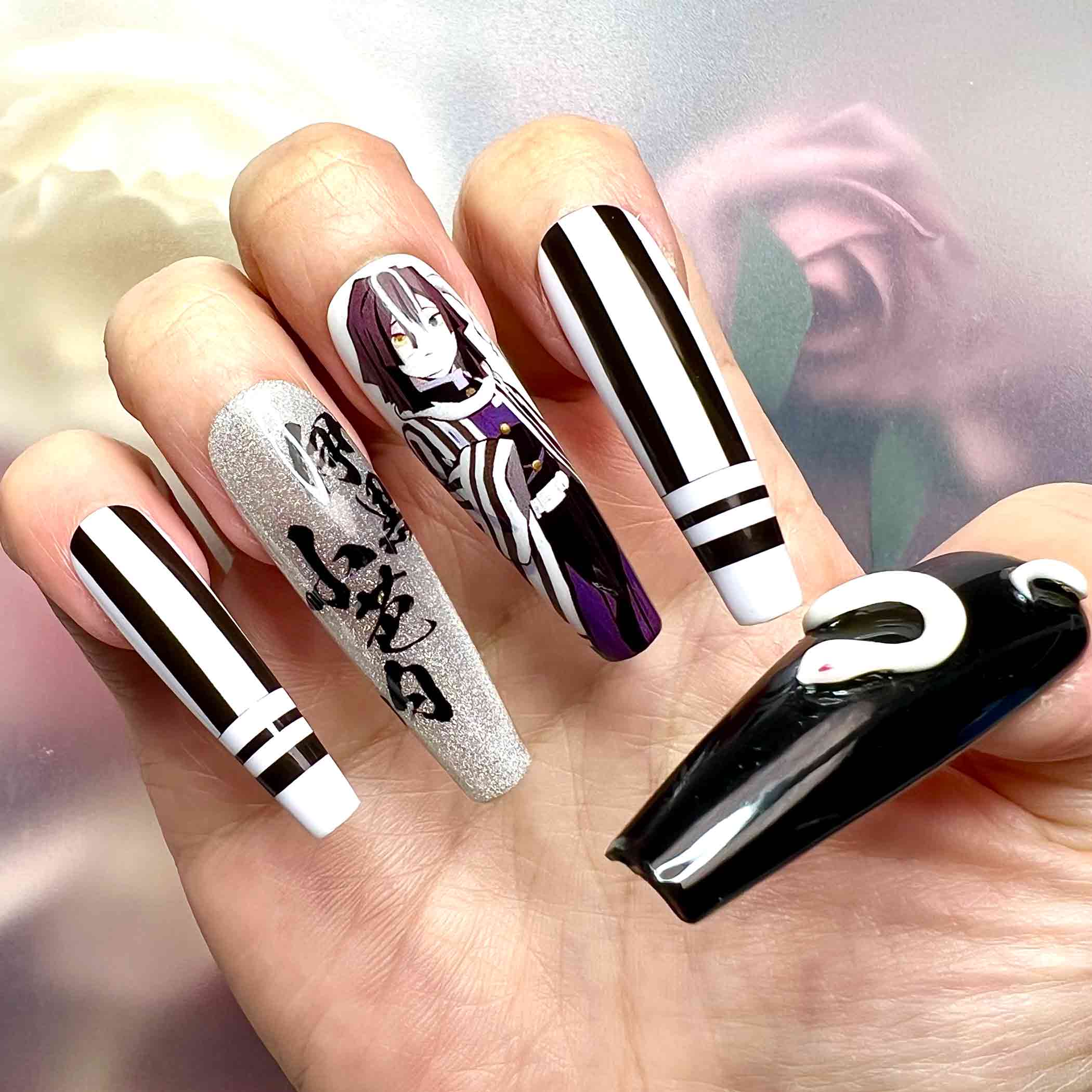 Obanai Iguro Nails – Demon Slayer KNY Press-On Set, 3D Snake &amp; Black/White Stripe Anime Design | Dragonnail