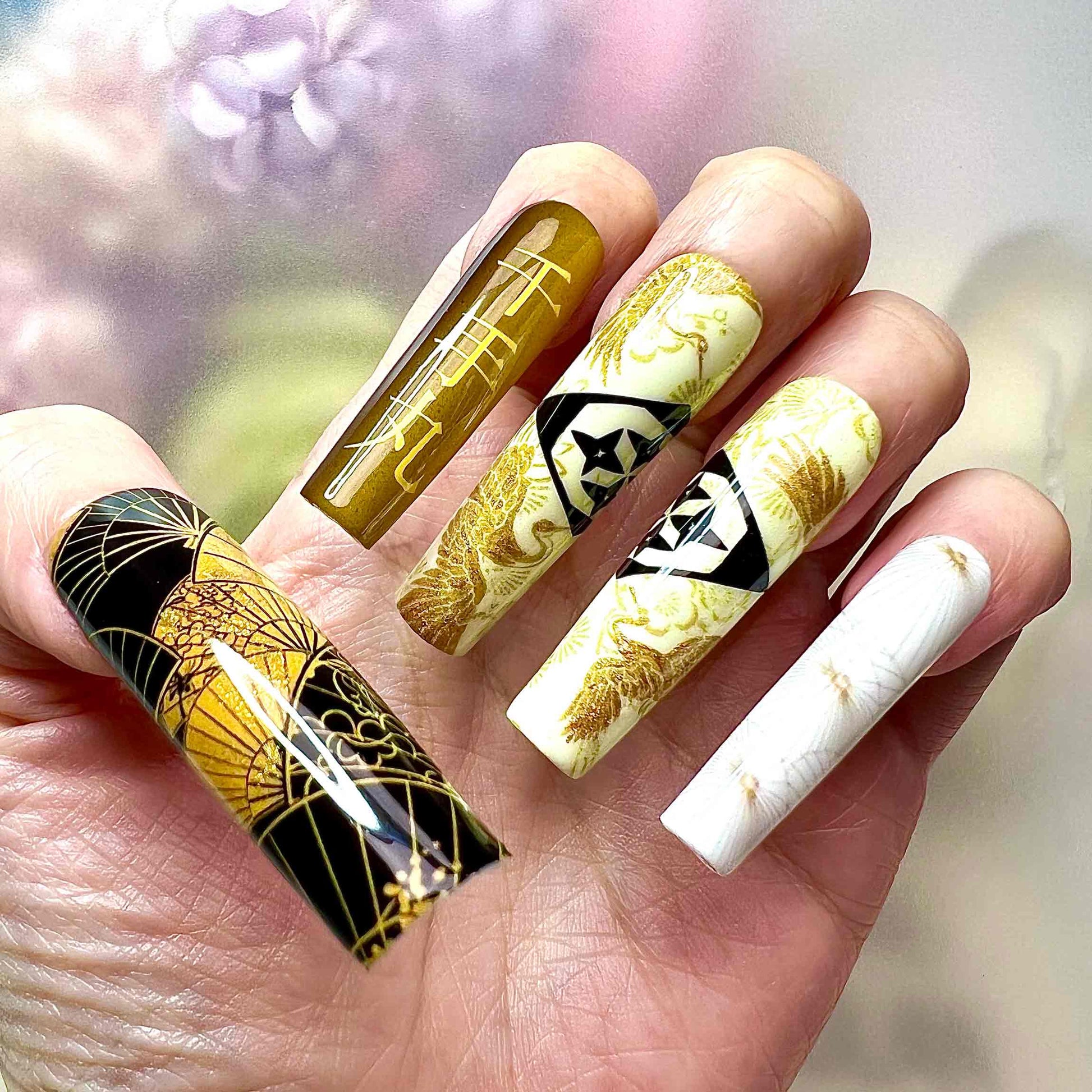Senjumaru Shutara Nails – Bleach TYBW Press-On Set, Gold Fan &amp; Crane Japanese Art Design | Dragonnail