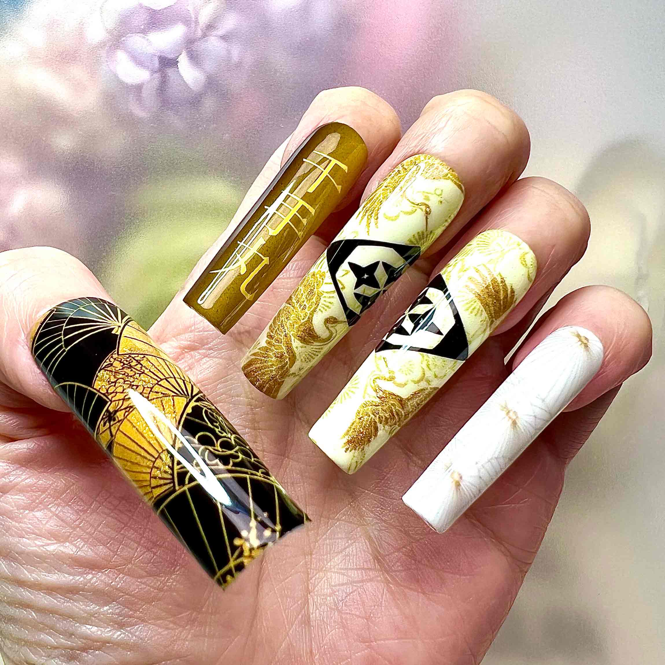 Senjumaru Shutara Nails – Bleach TYBW Press-On Set, Gold Fan &amp; Crane Japanese Art Design | Dragonnail