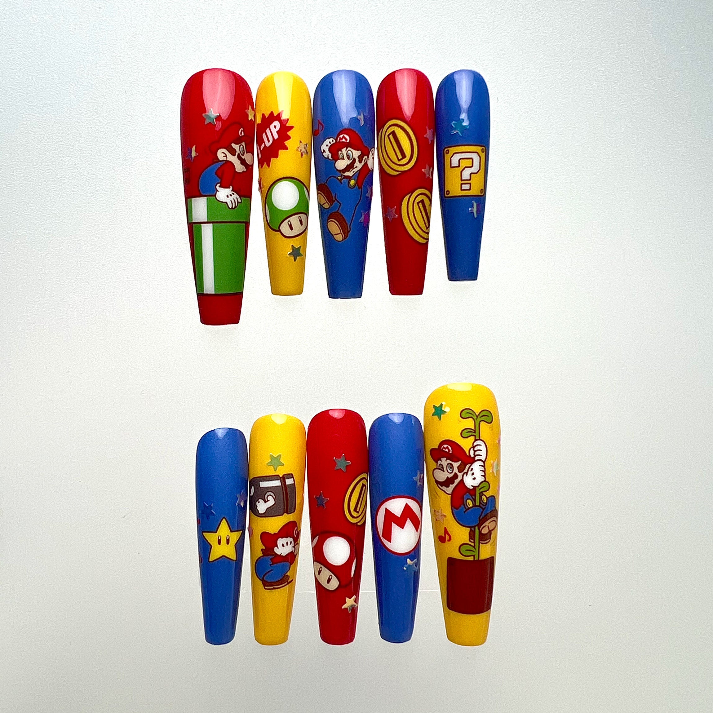 Super Mario Bros. Nails – Mario &amp; Luigi Press-On Set, 1-Up Mushroom &amp; Star Power Gaming Design | Dragonnail