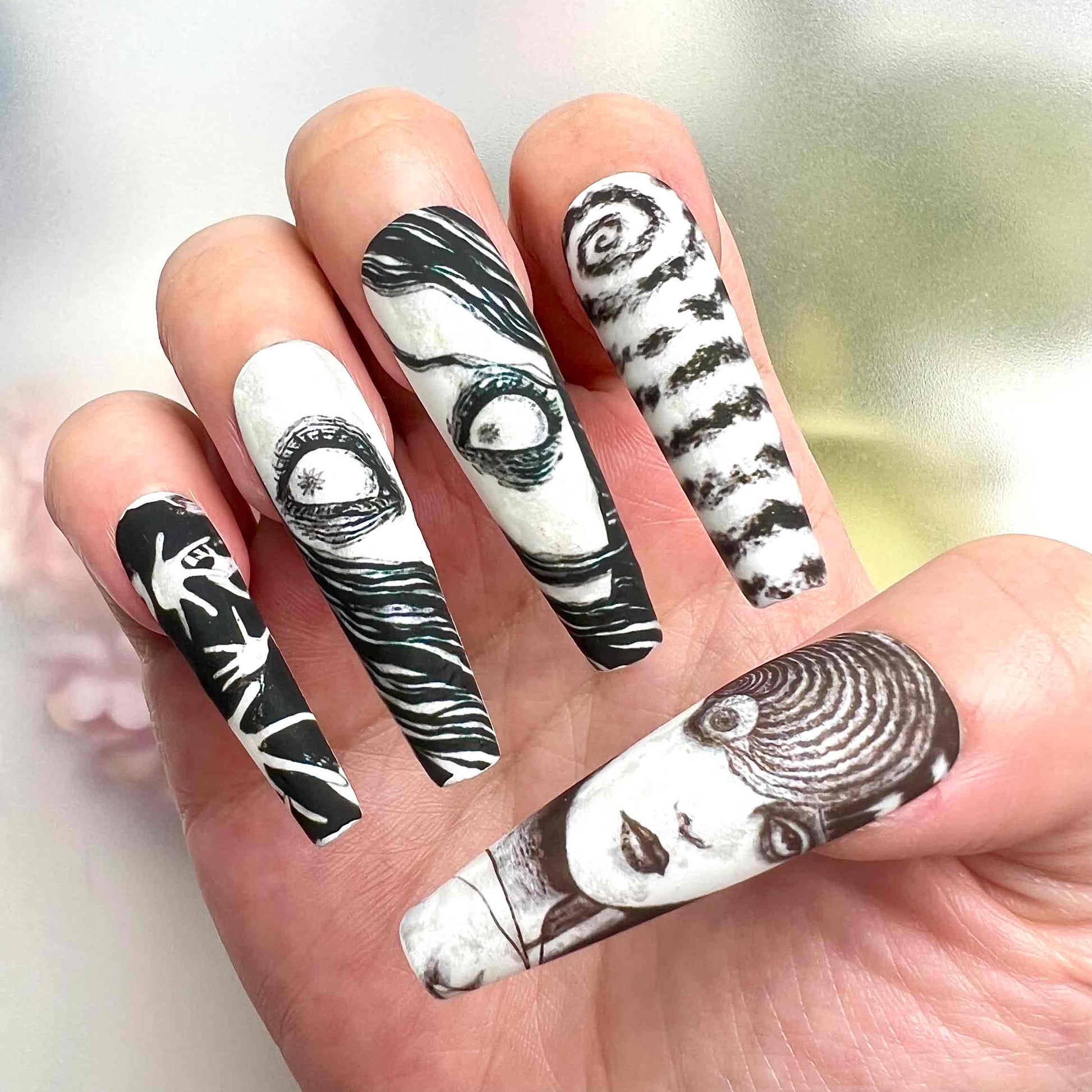 Junji Ito Nails – Horror Manga Press-On Nail Set, Uzumaki &amp; Tomie Edition | Dragonnail