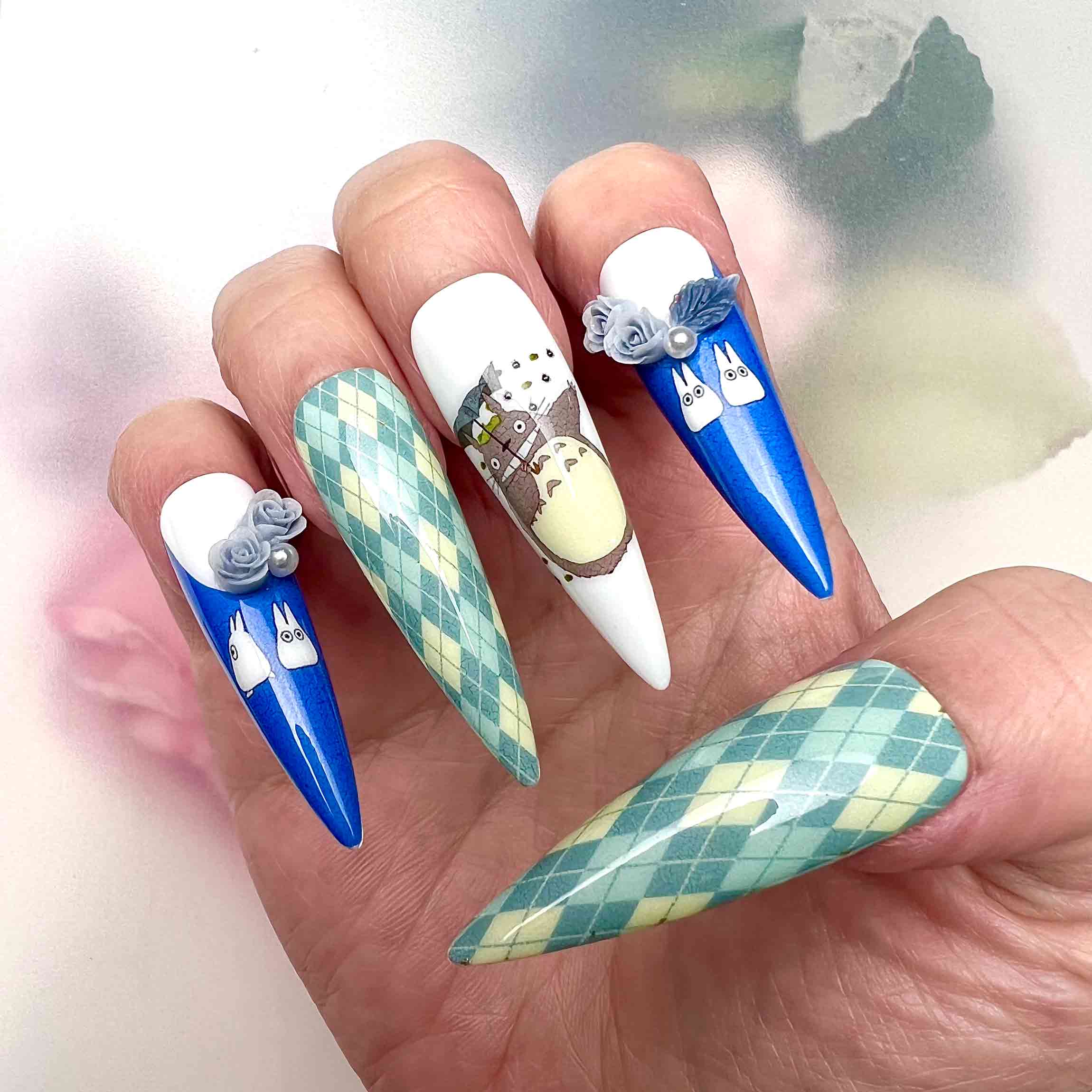Totoro &amp; Catbus Nails – My Neighbor Totoro Press-On Set, 3D Rose &amp; Argyle Ghibli Design | Dragonnail