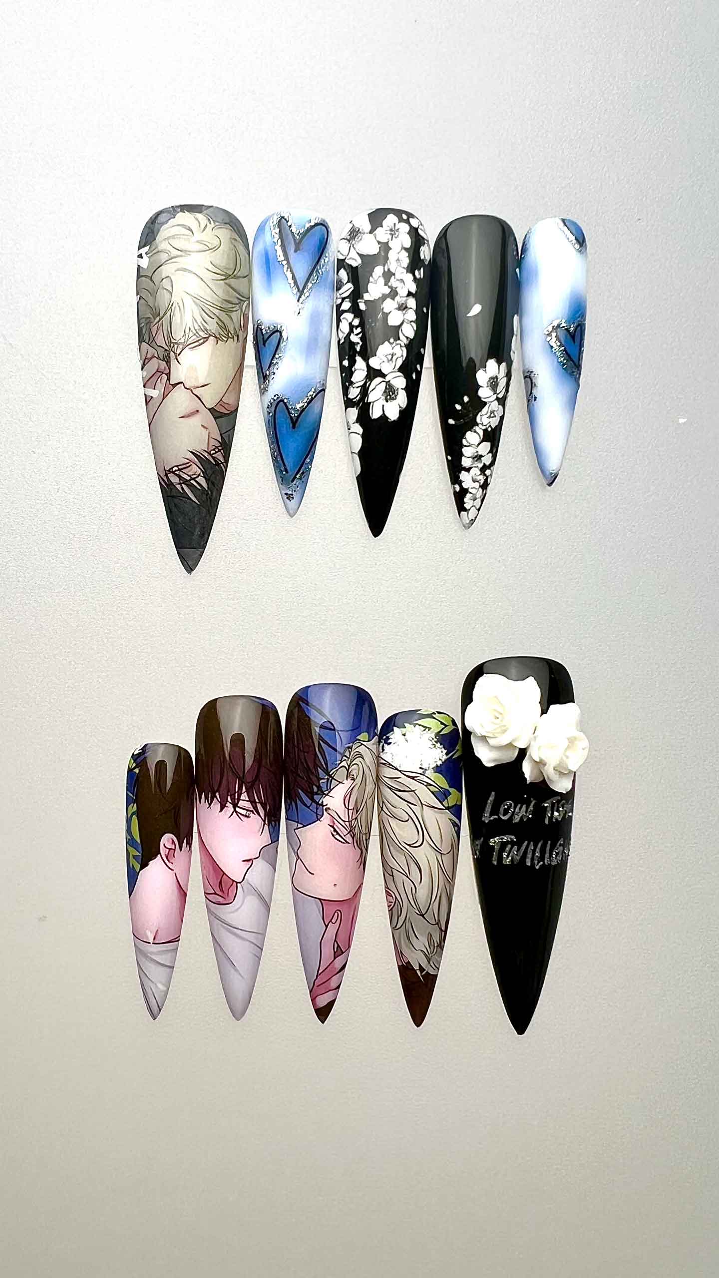 Low Tide in Twilight Nails – BL Manhwa Press-On Set, 3D Rose &amp; Blue Heart Anime Design | Dragonnail